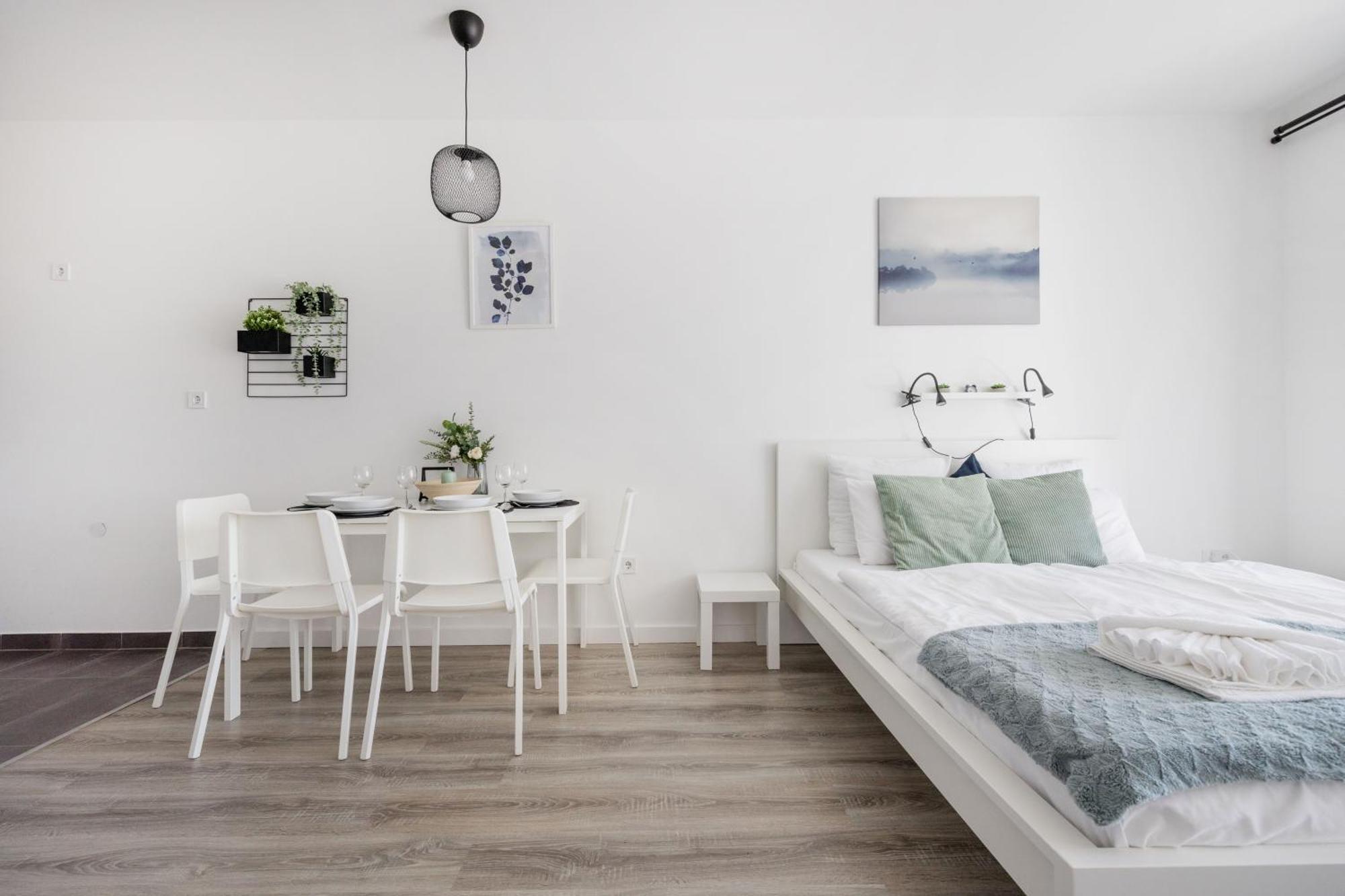 Modern Riverfront Apartment With Free Parking Budapest Exterior foto